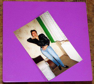 Teslina purpurna ploča deluje i preko fotografije